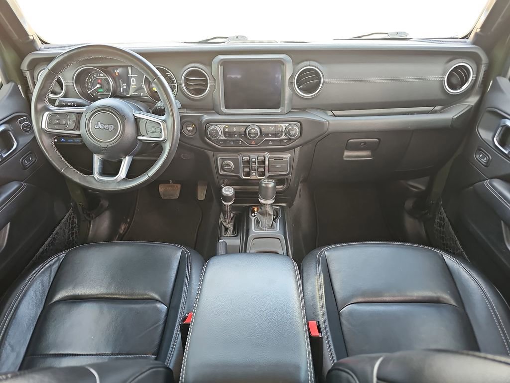 Used 2023 Jeep Wrangler Unlimited Sahara w/ Cold Weather Group image 10