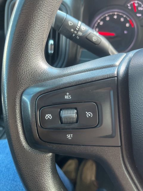 Used 2021 Chevrolet Silverado 2500 Custom w/ Custom Value Package image 18