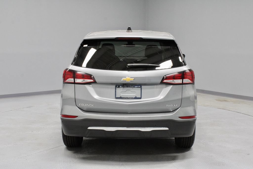 Used 2023 Chevrolet Equinox LT w/ Driver Convenience Package AWD/4WD image 11