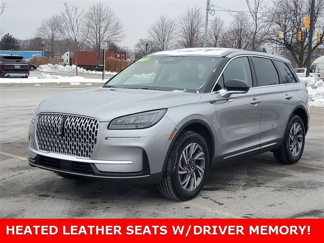 Certified 2023 Lincoln Corsair FWD image 3