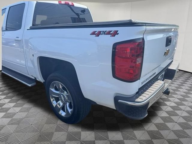 Used 2018 Chevrolet Silverado 1500 LT w/ LT Eassist Package AWD/4WD image 14