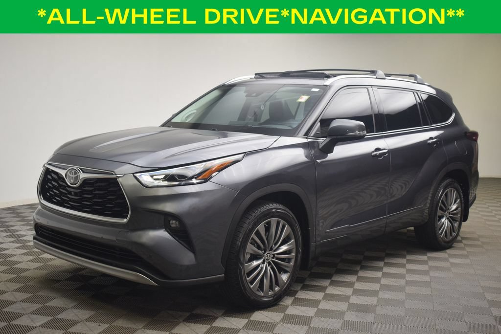 Used 2020 Toyota Highlander Platinum AWD/4WD image 3