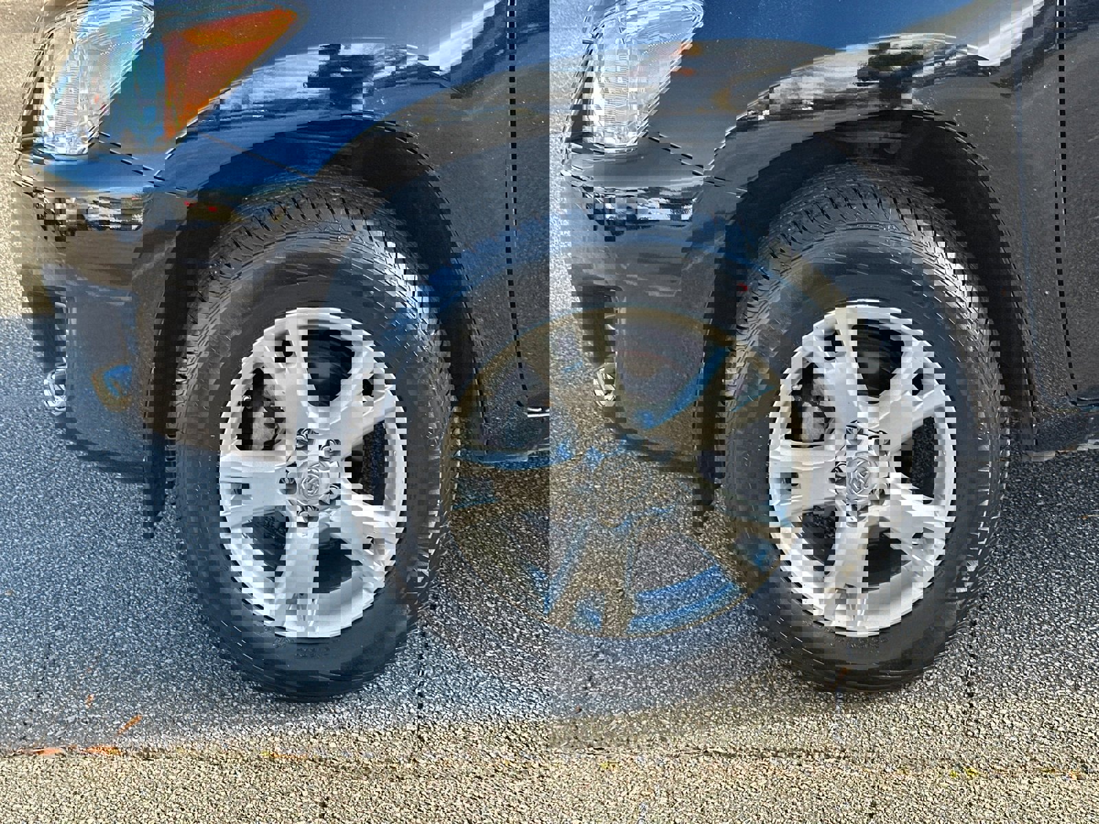 Used 2011 Toyota RAV4 2WD image 11