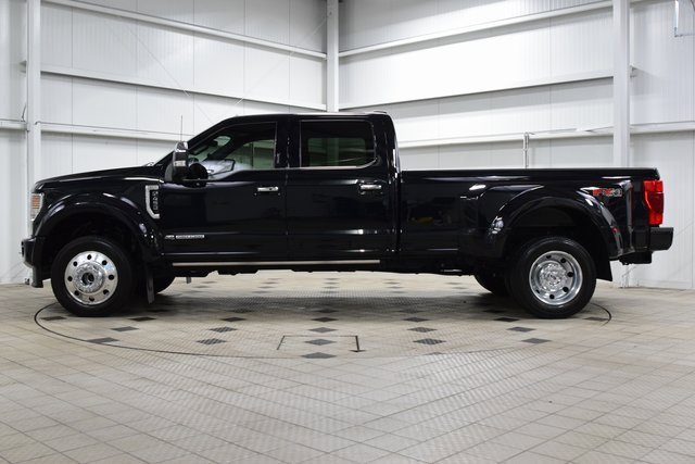 Used 2022 Ford F450 Platinum w/ FX4 Off-Road Package image 4