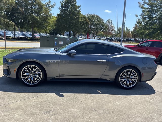 Used 2025 Ford Mustang GT Premium RWD image 7