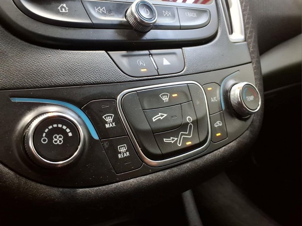 Used 2024 Chevrolet Malibu LS FWD image 10