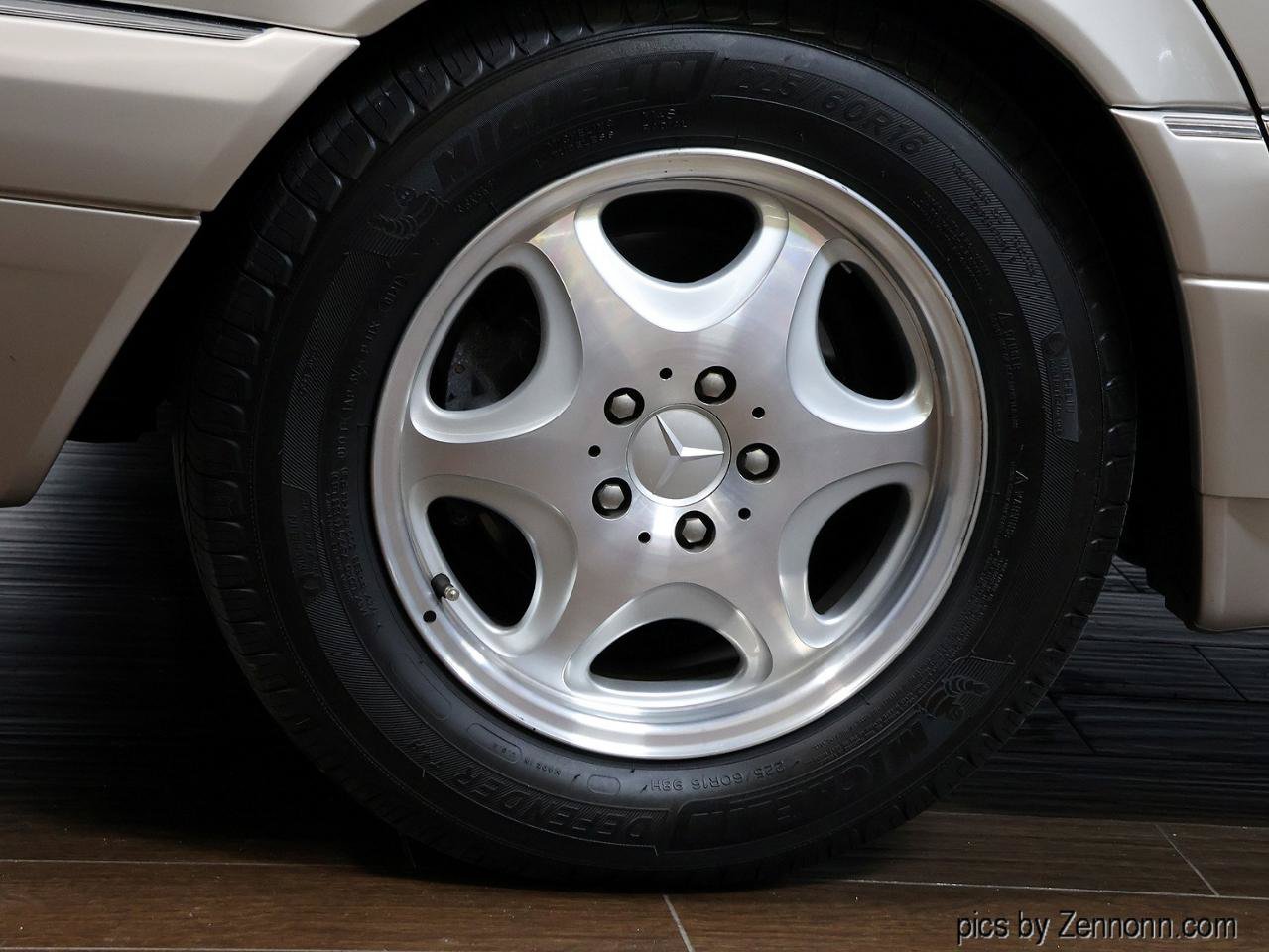Used 1999 Mercedes-Benz S 320 image 15