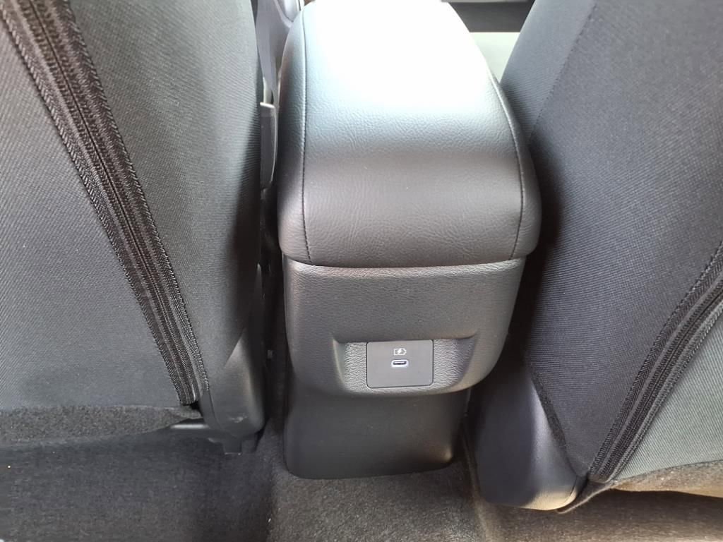 New 2025 Nissan Versa SR w/ Trunk Package image 26