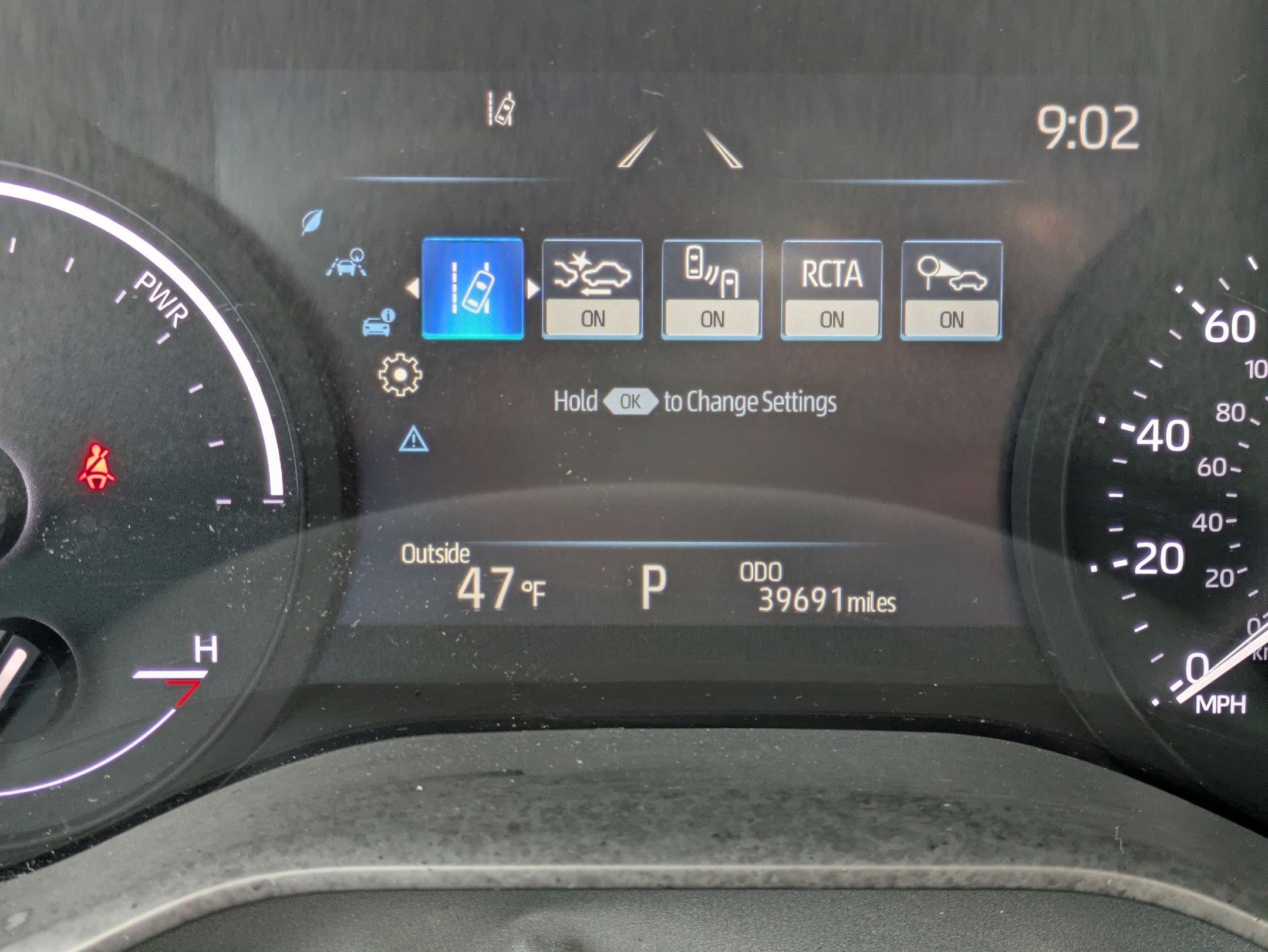 Used 2025 Toyota Sienna LE image 21