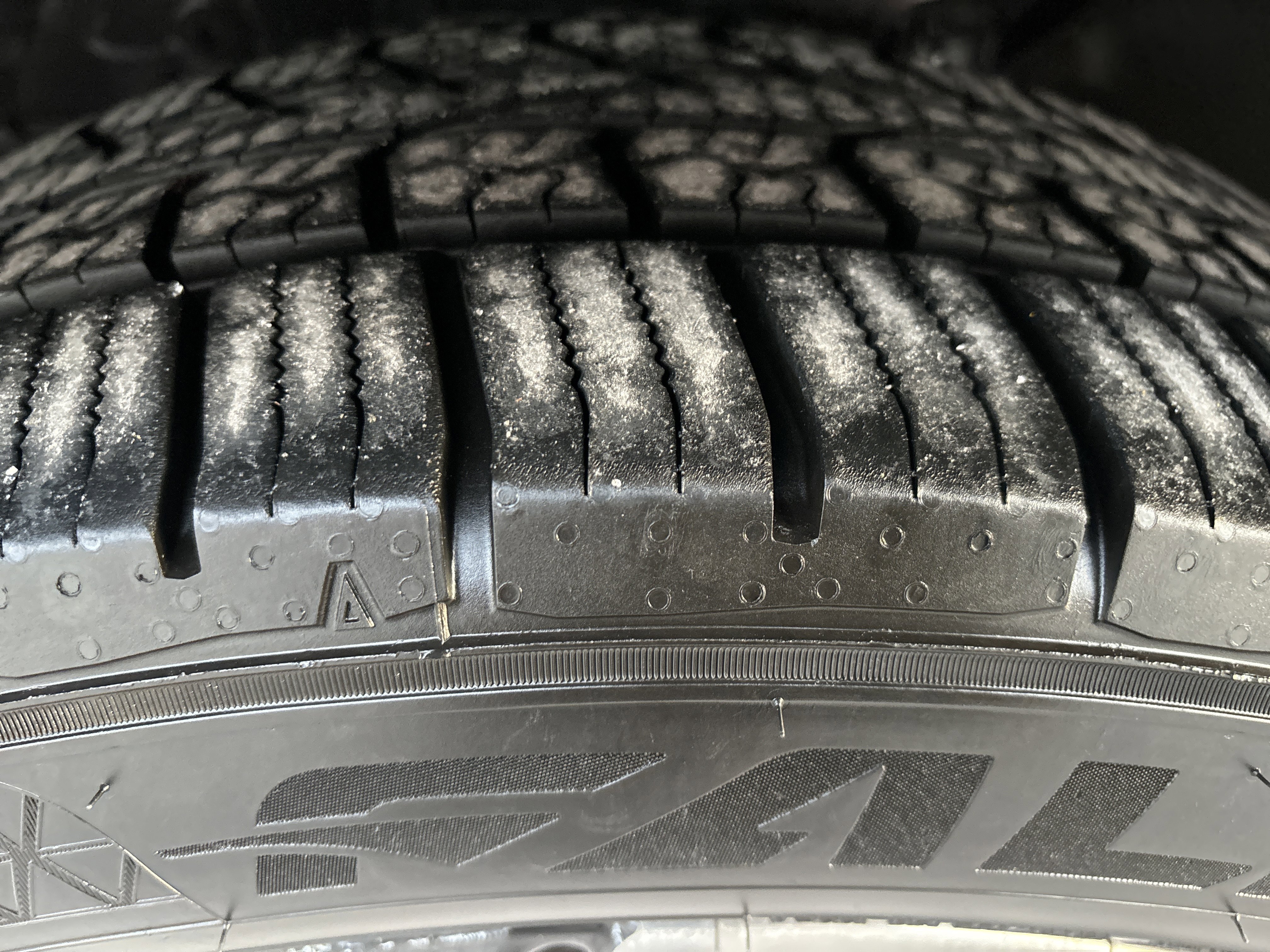 Used 2020 Honda Pilot Touring image 11