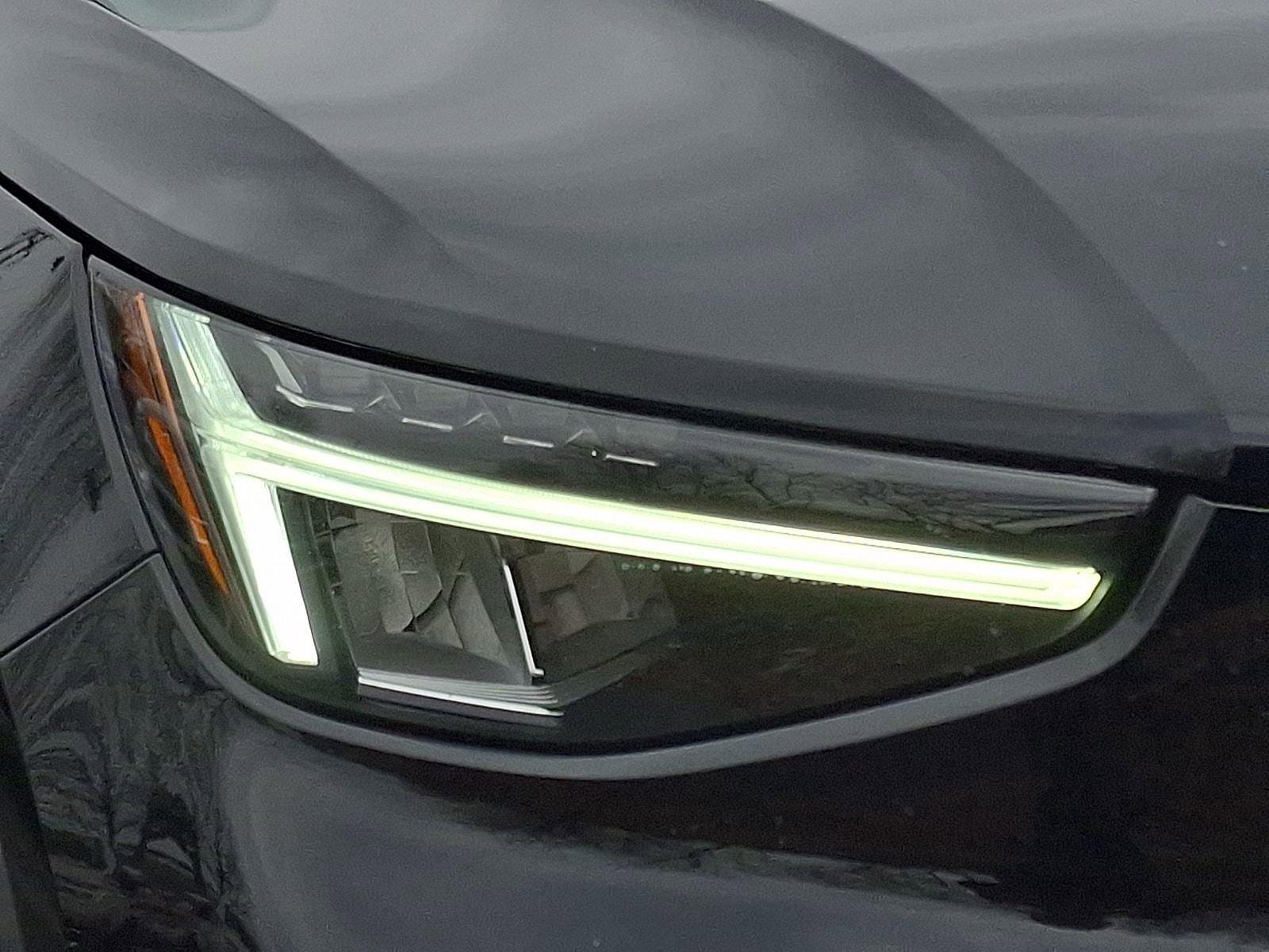 Certified 2023 Volvo XC40 B5 Ultimate w/ Climate Package AWD/4WD image 9