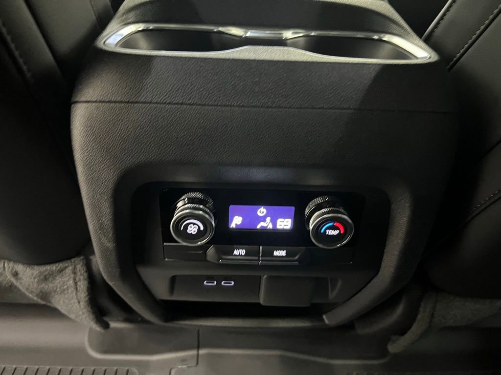 New 2026 Buick Enclave Sport Touring w/ Power Package image 34