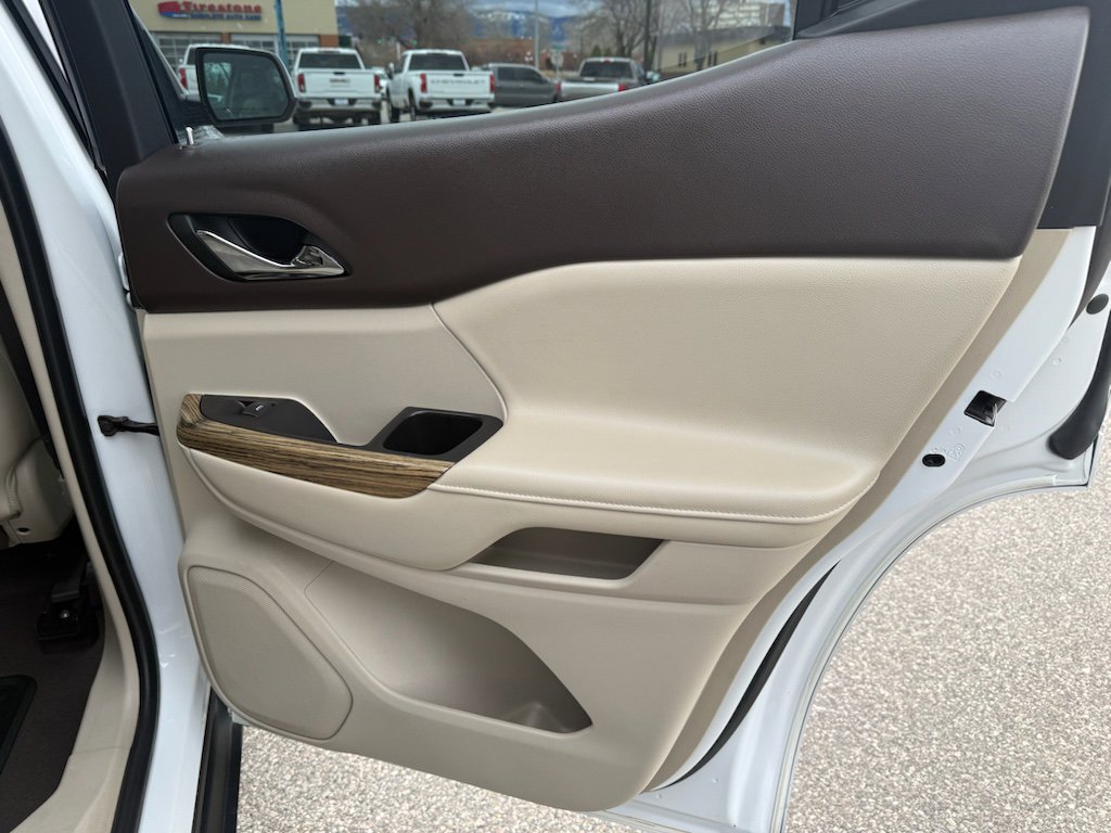 Used 2018 GMC Acadia Denali w/ Technology Package image 21