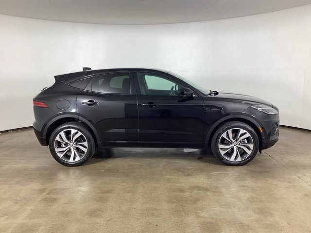 Used 2024 Jaguar E-PACE R-Dynamic SE AWD/4WD image 4