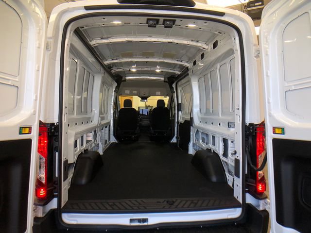 New 2026 Ford Transit 250 148 Medium Roof RWD image 22