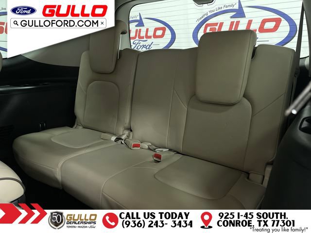 Used 2021 Nissan Armada Platinum w/ Captain's Chairs Package RWD image 16