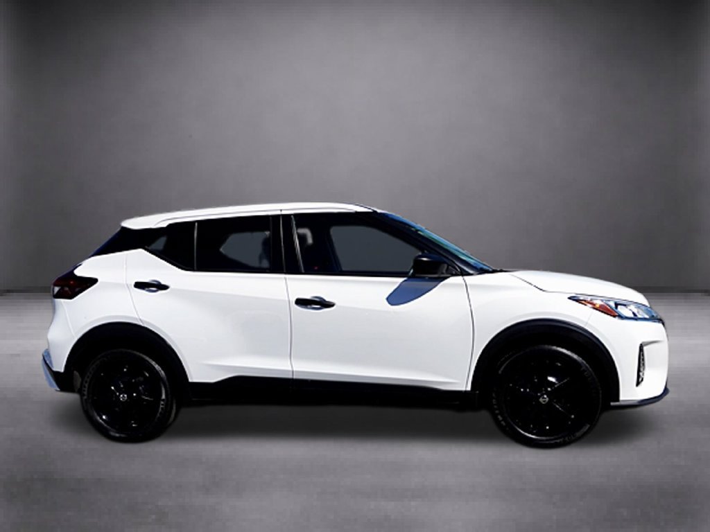 Certified 2024 Nissan Kicks S FWD image 3