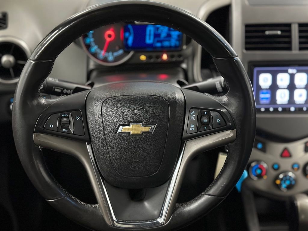 Used 2013 Chevrolet Sonic LTZ FWD image 4