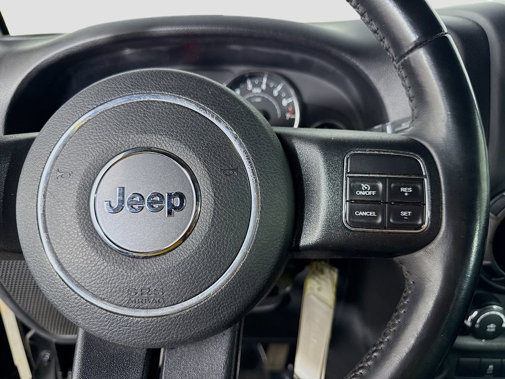 Used 2017 Jeep Wrangler Unlimited Sport w/ Connectivity Group image 27