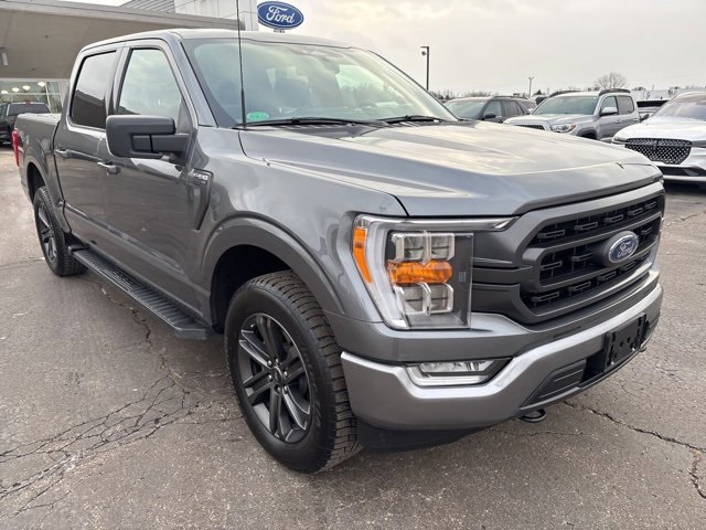 Used 2022 Ford F150 XLT w/ Equipment Group 302A High image 9