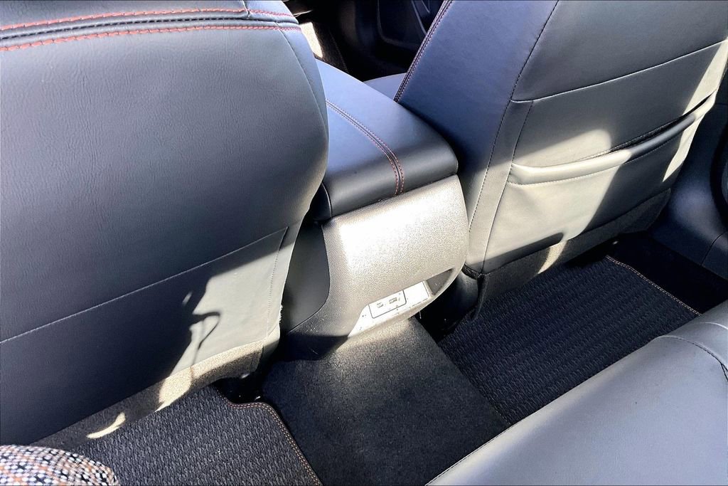 Used 2025 Nissan Altima 2.5 SR AWD/4WD image 31