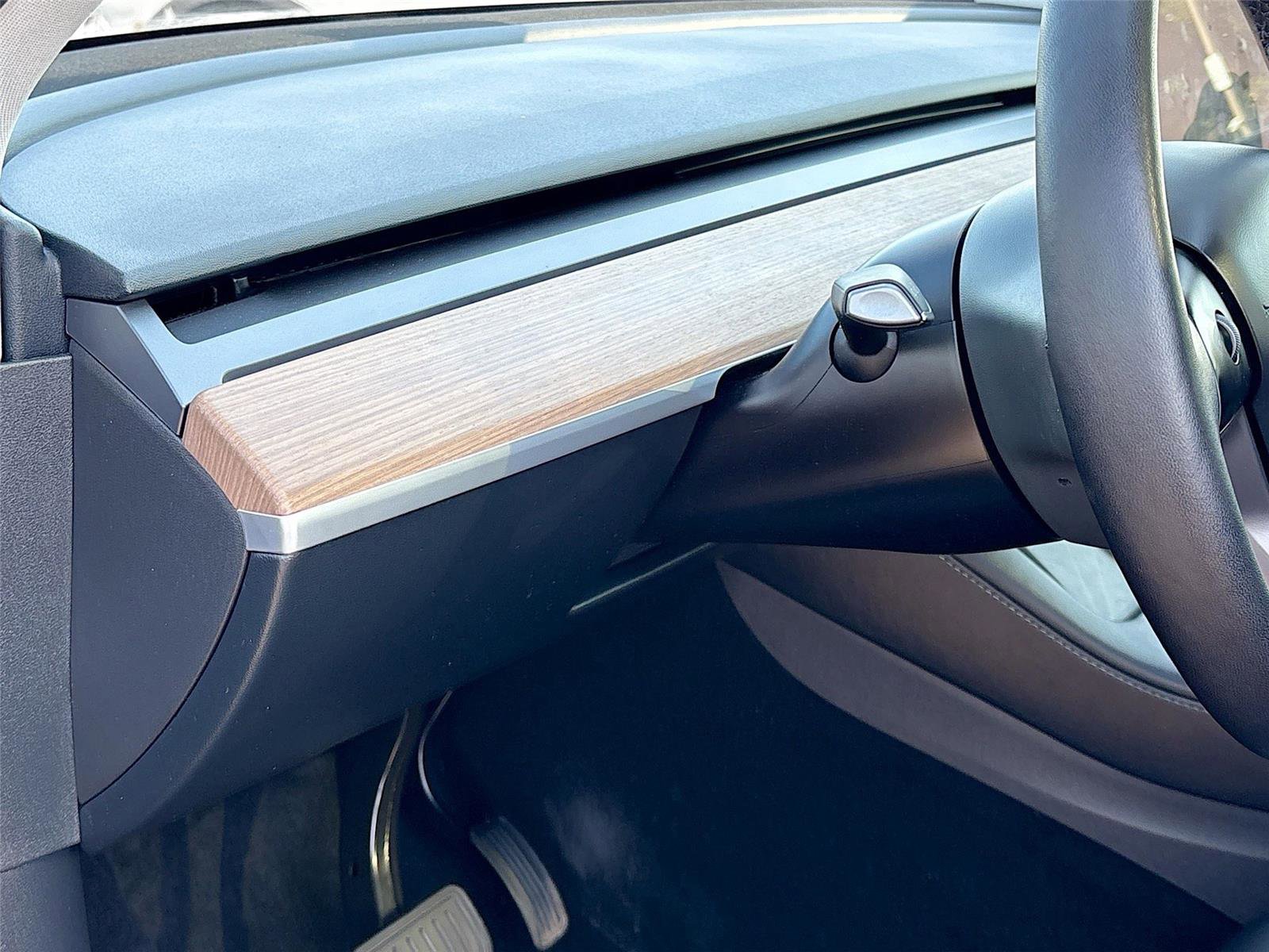 Used 2025 Tesla Model Y Long Range RWD image 10