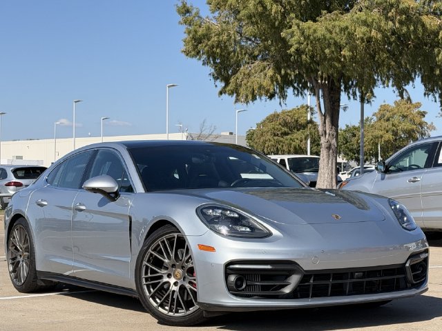 Used 2023 Porsche Panamera 4S AWD/4WD image 2