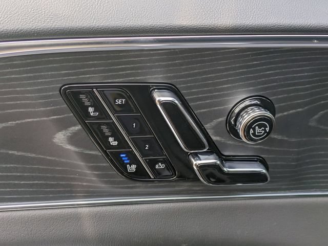 New 2026 Cadillac Lyriq V AWD/4WD image 21