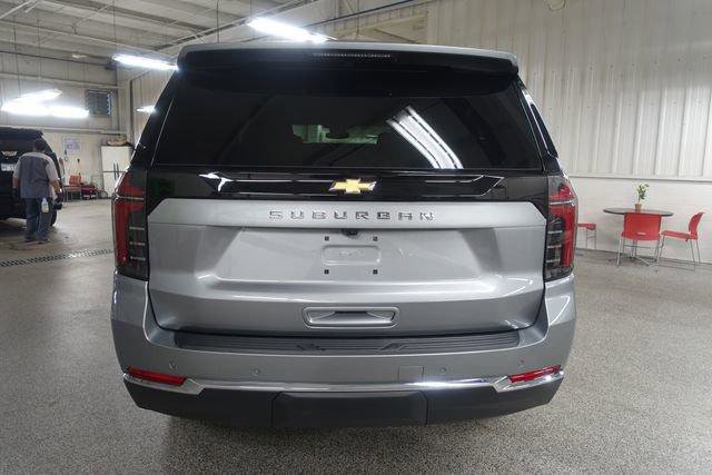 New 2026 Chevrolet Suburban LS image 6