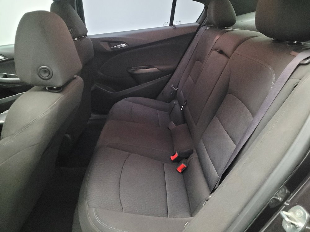Used 2016 Chevrolet Cruze LT w/ Sun And Sound Package FWD image 18