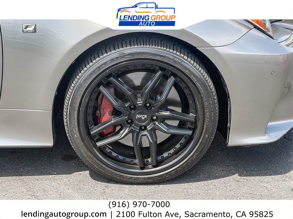 Used 2016 Lexus RC 200t RWD image 9
