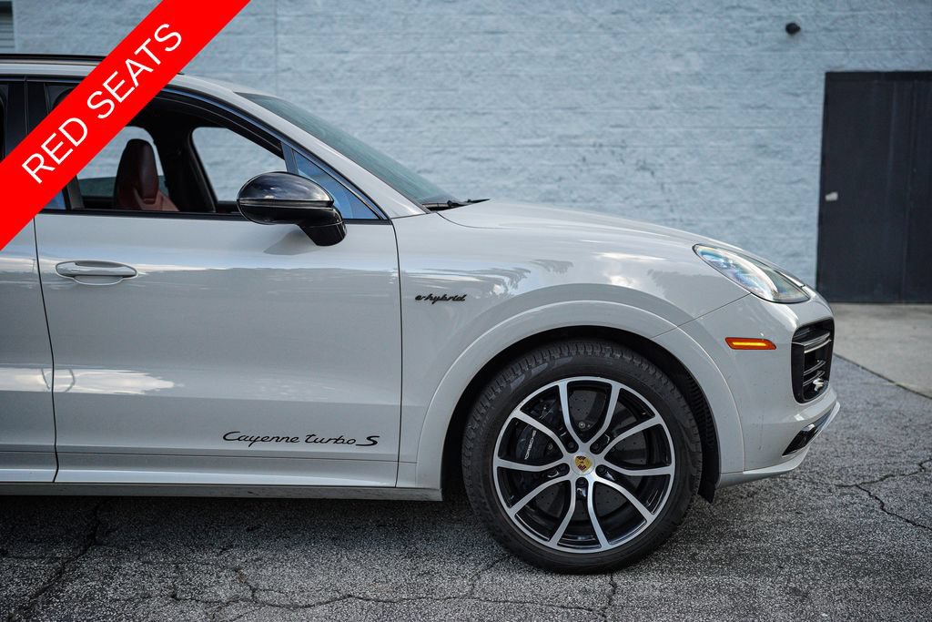 Used 2021 Porsche Cayenne Turbo S AWD/4WD image 16