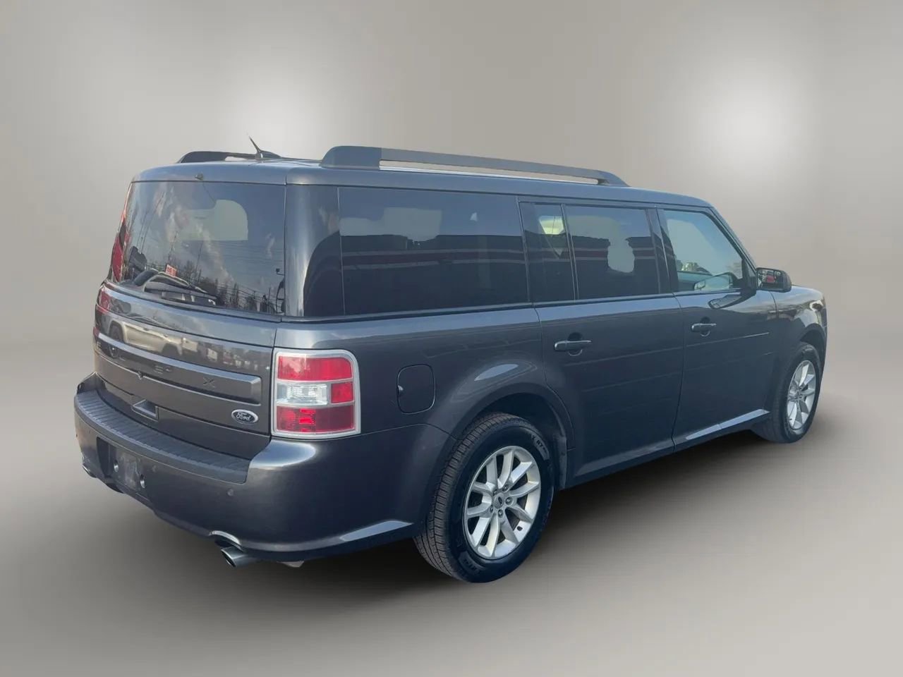 Used 2016 Ford Flex SE image 6