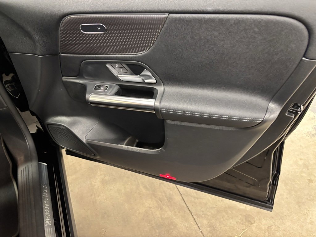 Certified 2022 Mercedes-Benz GLA 250 image 22