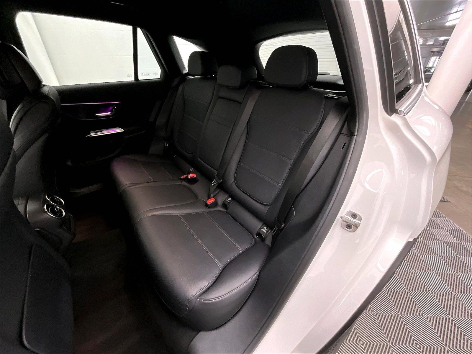 Certified 2025 Mercedes-Benz GLC 300 image 18