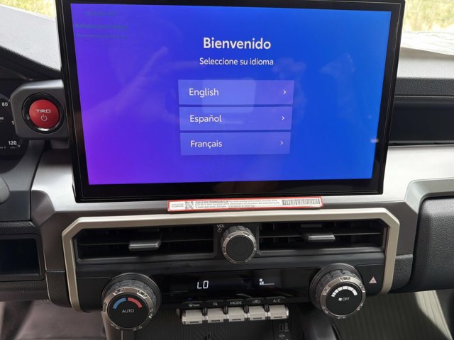 Certified 2025 Toyota Tacoma TRD Off-Road AWD/4WD image 28