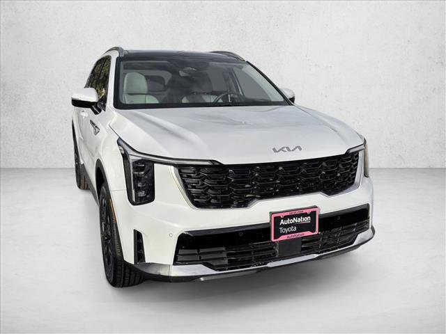 Used 2024 Kia Sorento S w/ Panoramic Sunroof Package image 3