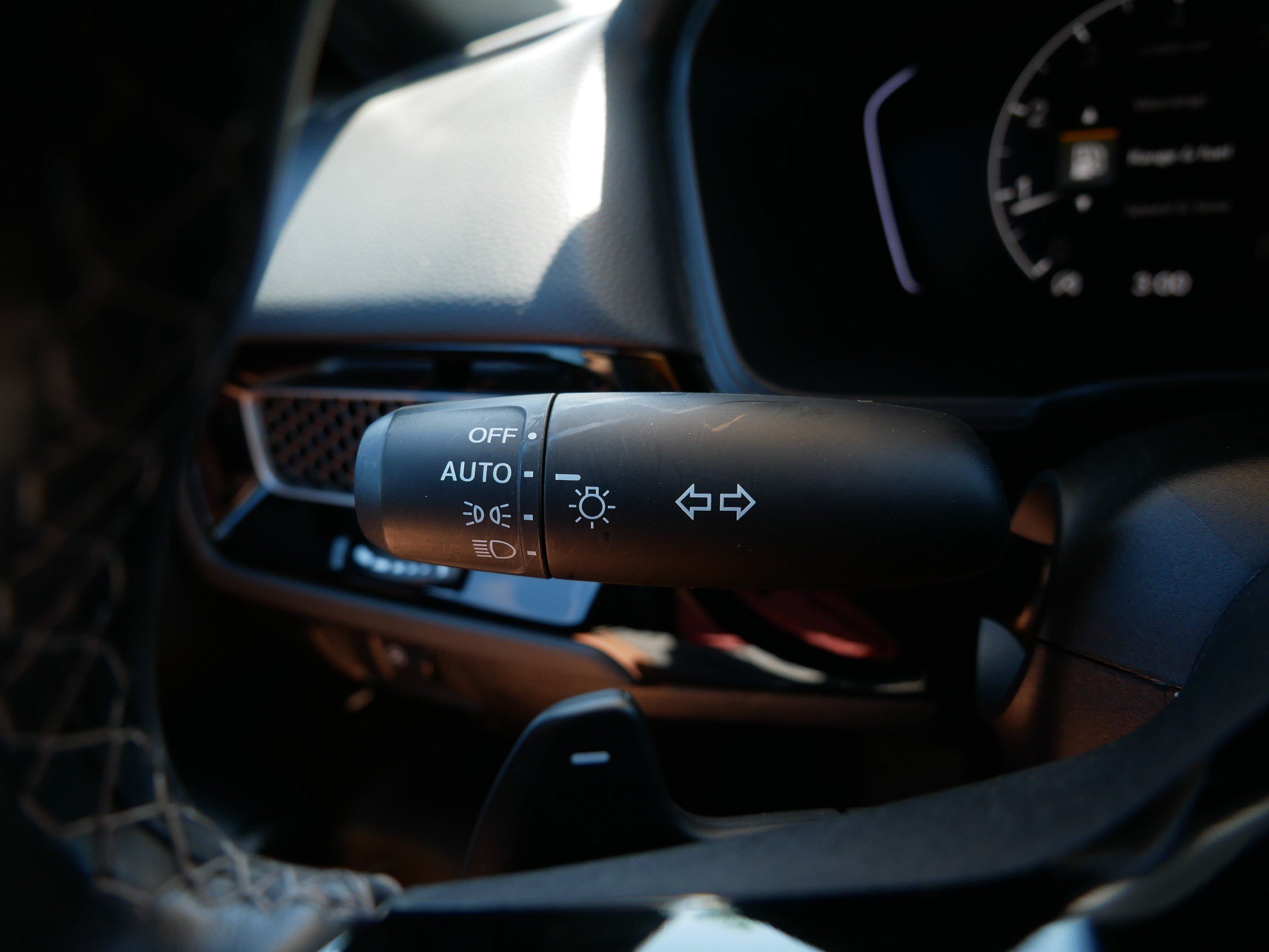 Used 2025 Honda Civic Sport image 28