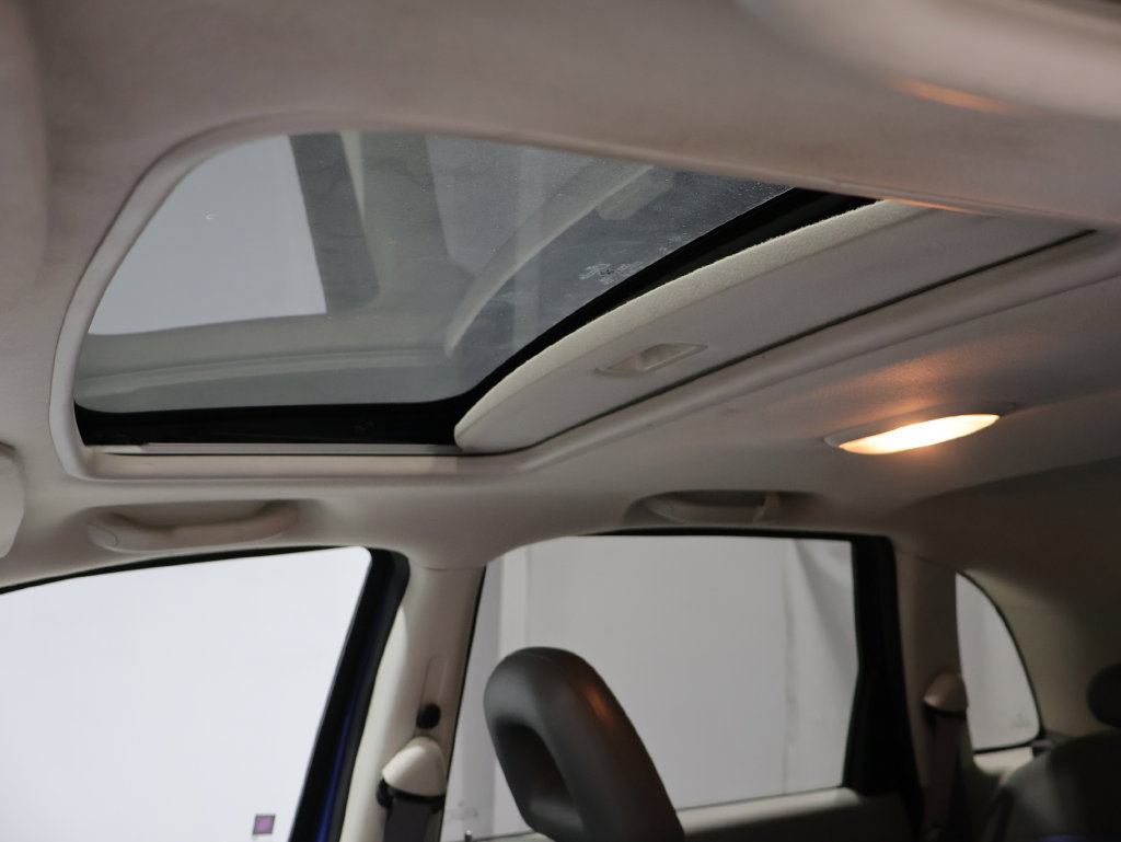 Used 2007 Chrysler PT Cruiser Touring FWD image 7