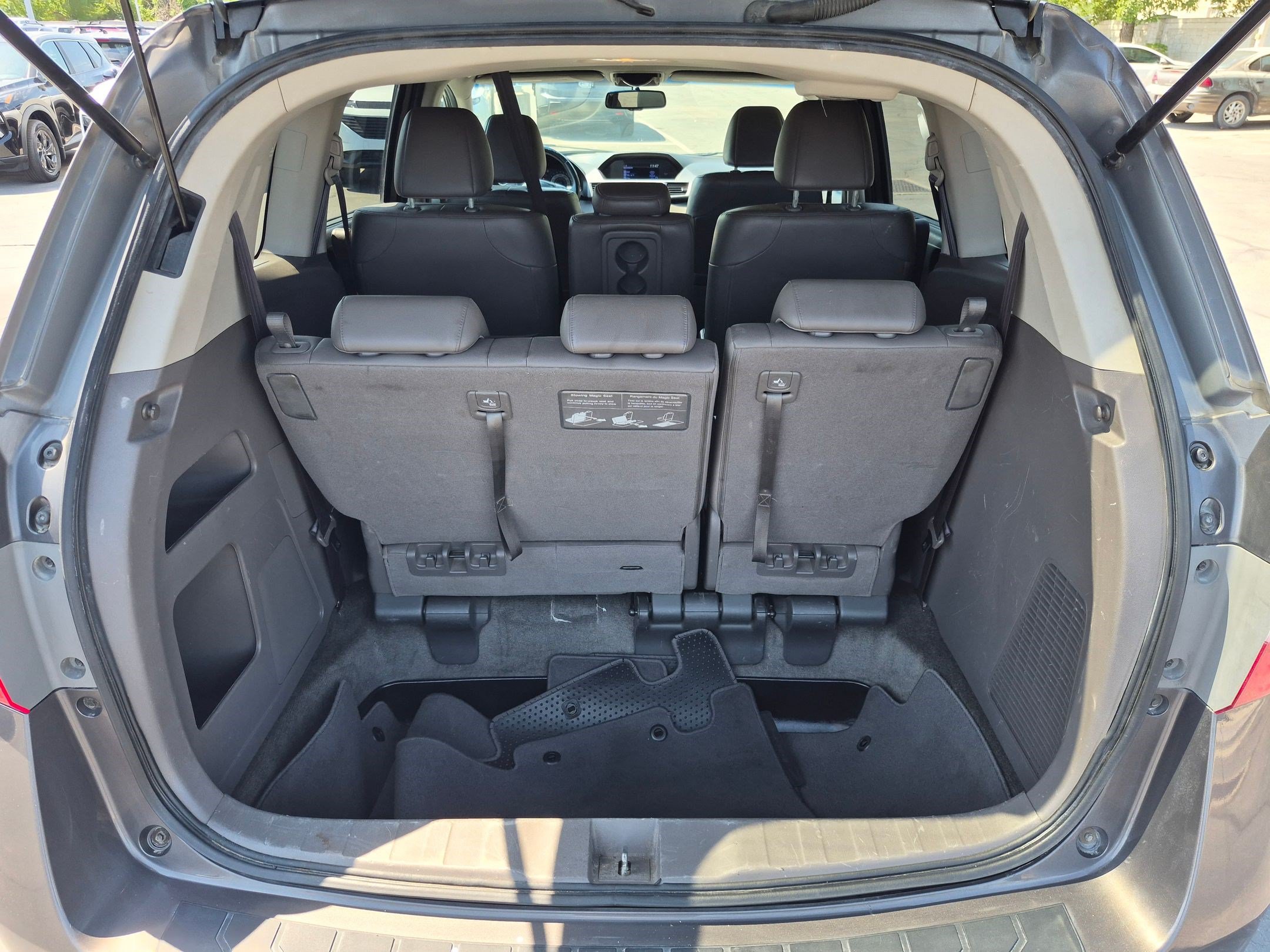 Used 2011 Honda Odyssey EX-L image 30