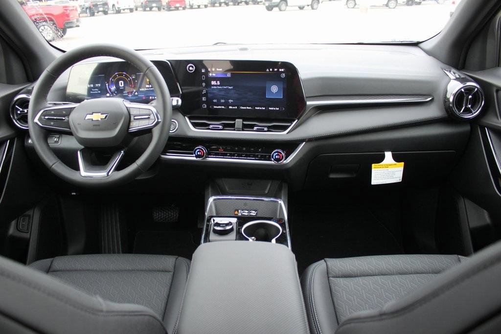 New 2026 Chevrolet Equinox LT w/ Convenience Package II image 8