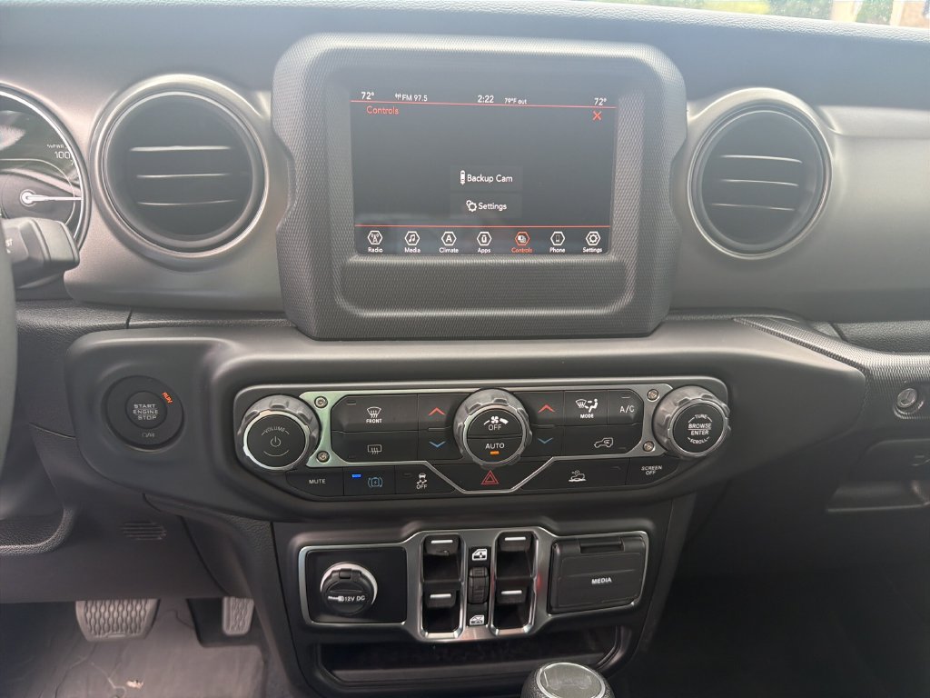 Used 2023 Jeep Wrangler Unlimited w/ Convenience Group AWD/4WD image 29