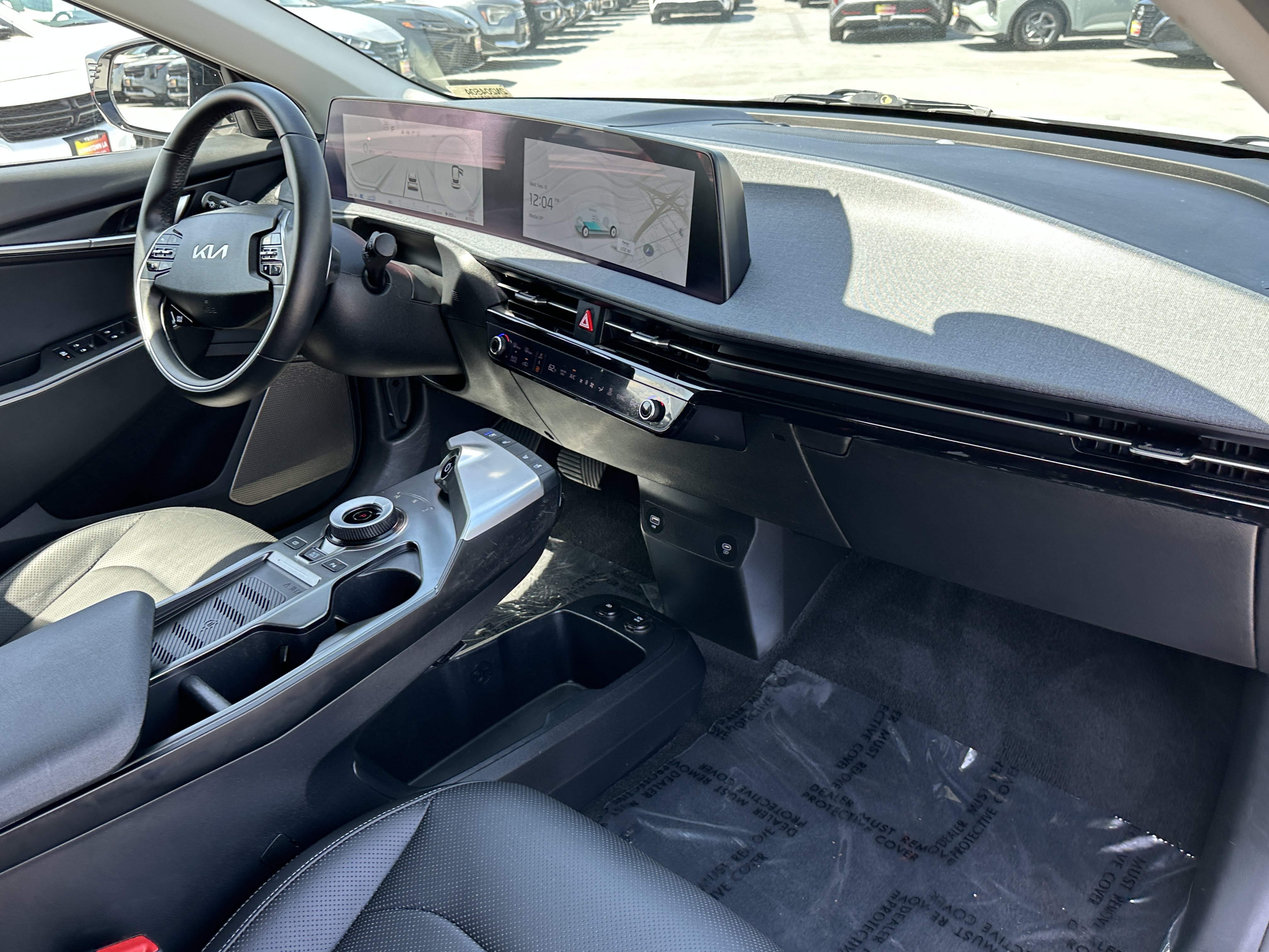 Used 2022 Kia EV6 Wind RWD image 14