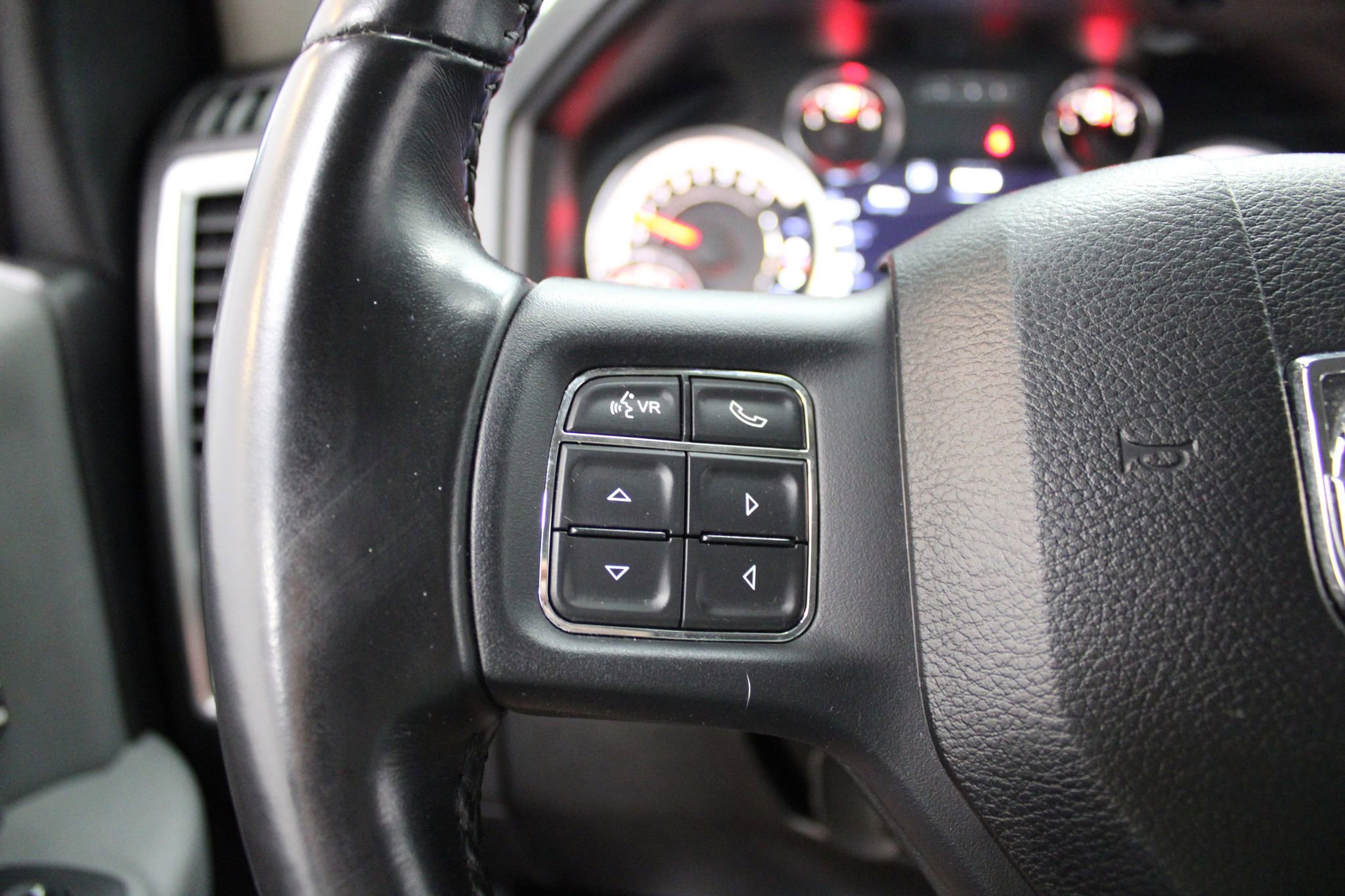 Used 2018 RAM 1500 Big Horn image 34