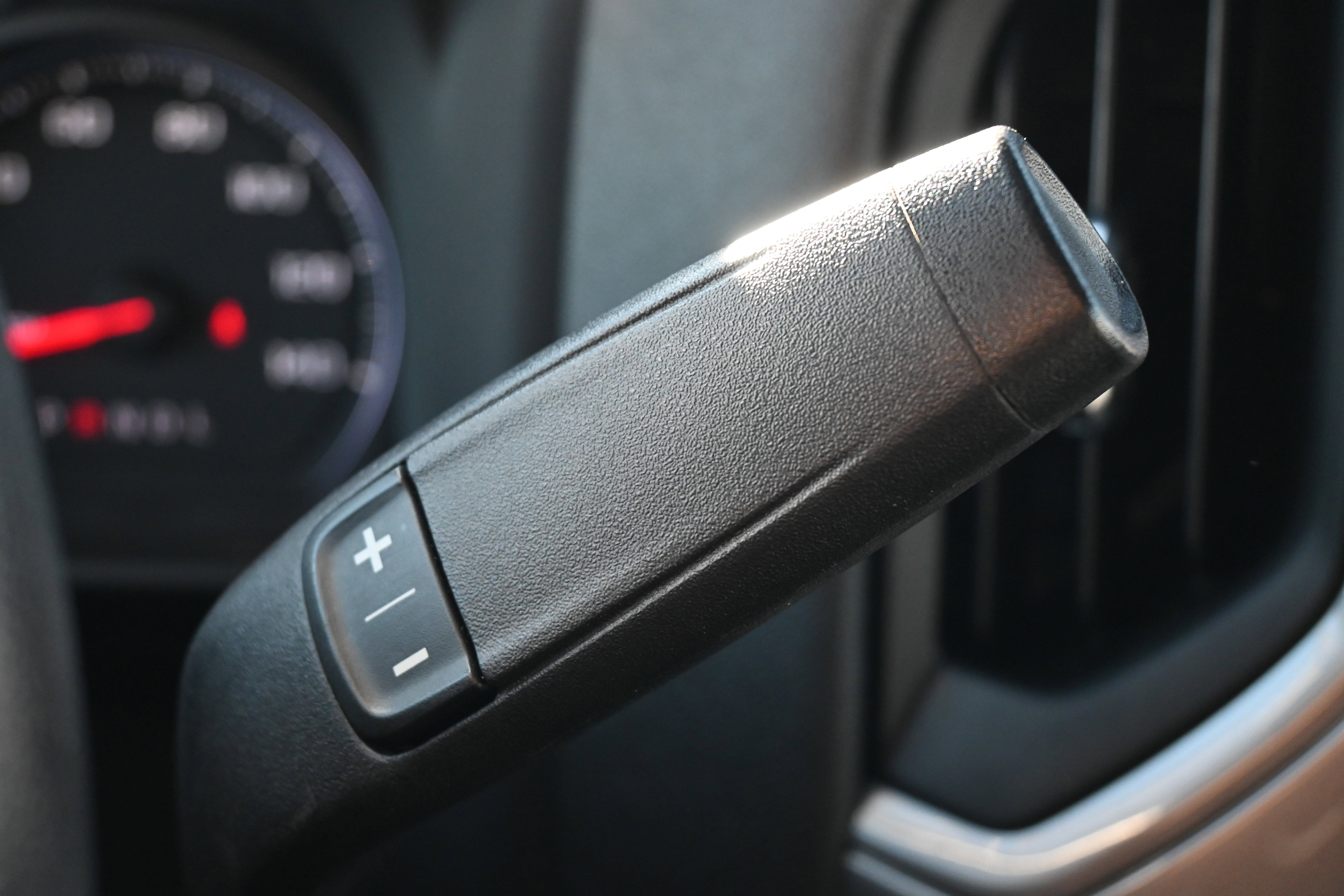 Used 2022 Chevrolet Silverado 1500 Custom image 26