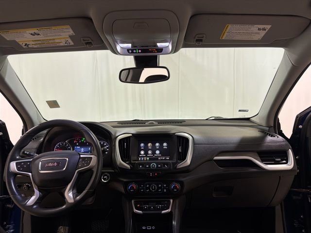 Used 2022 GMC Terrain SLE w/ Driver Convenience Package image 25