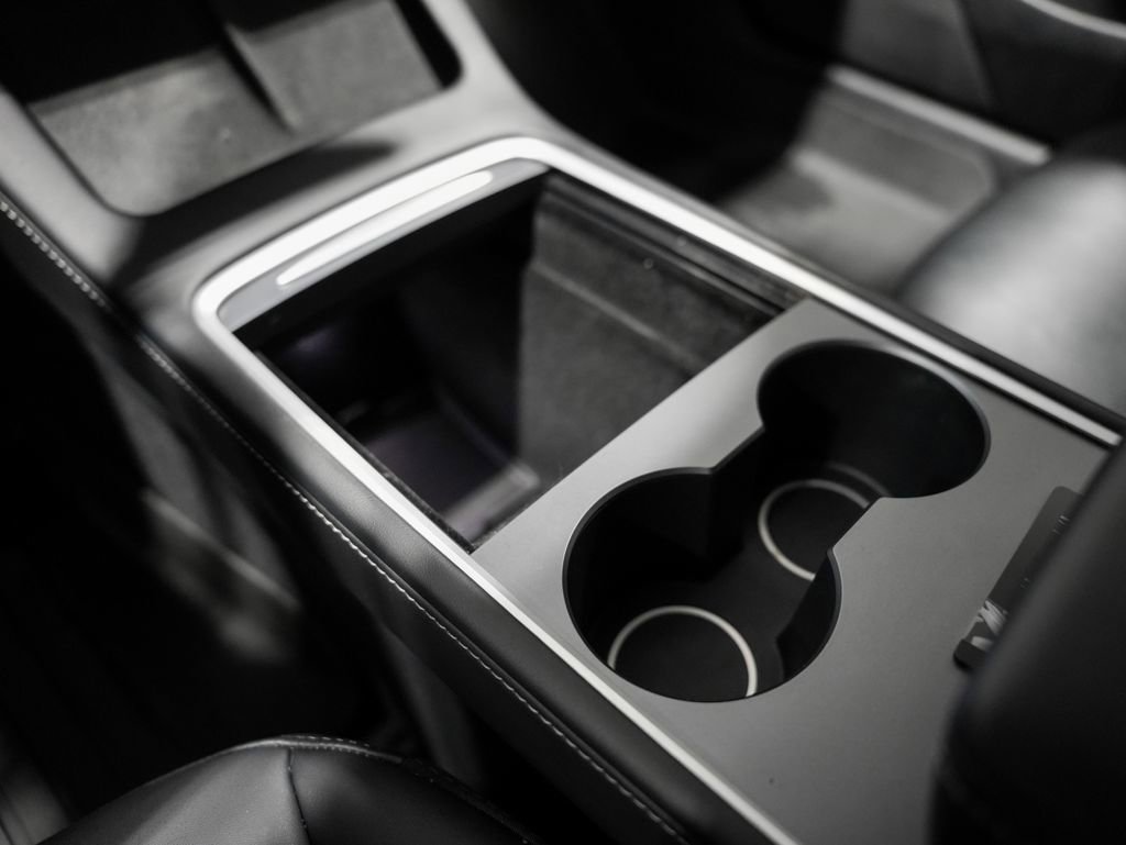 Used 2023 Tesla Model 3 Performance image 22