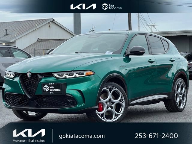 Used 2024 Alfa Romeo Tonale Ti w/ Premium Interior Package