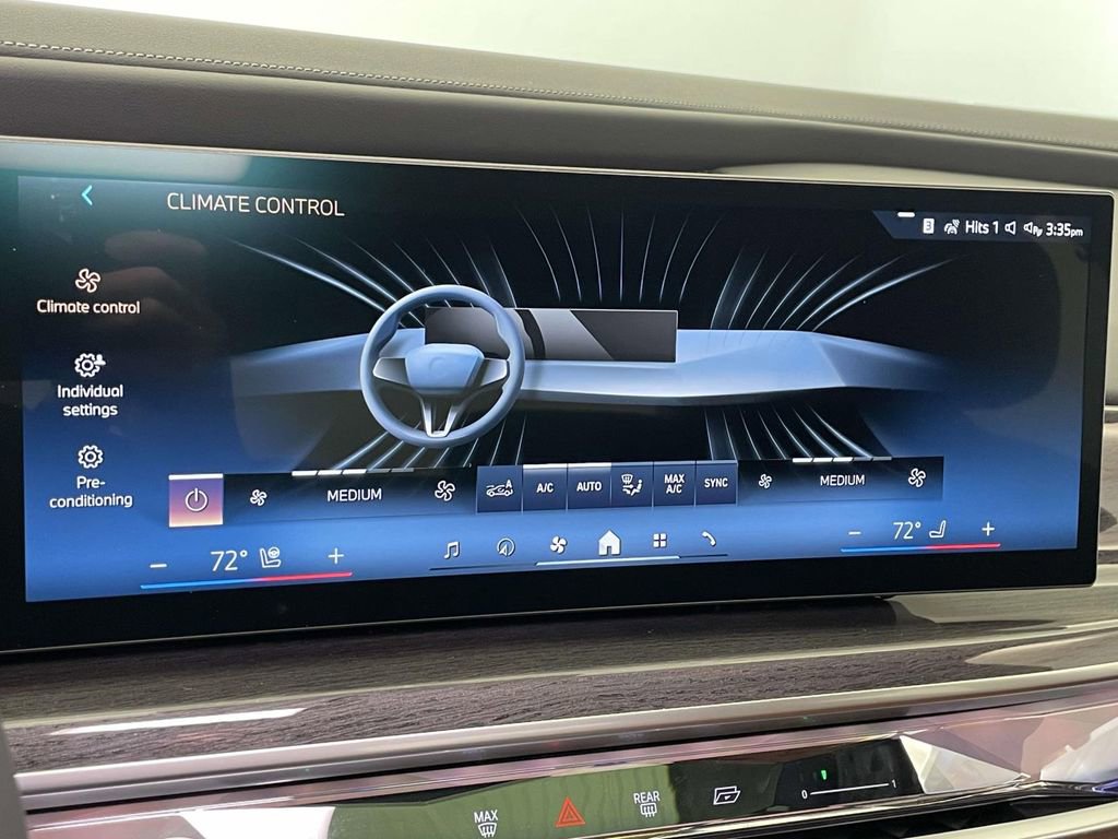 New 2026 BMW i7 xDrive60 w/ Executive Package AWD/4WD image 26