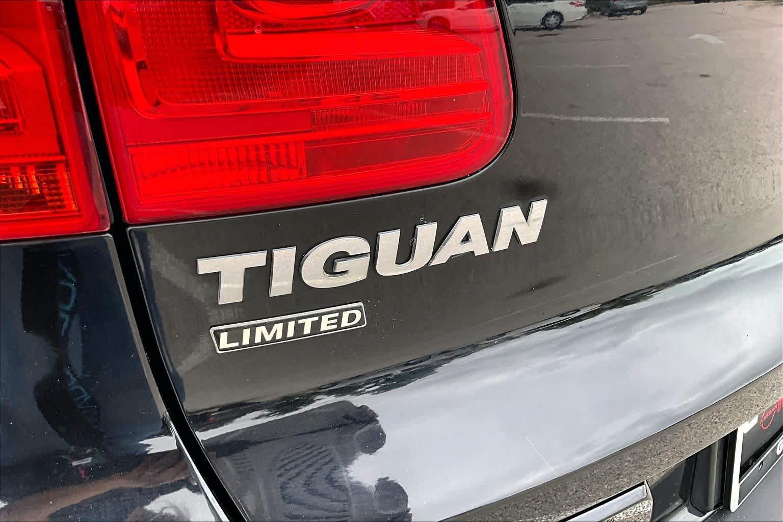 Used 2017 Volkswagen Tiguan Limited FWD image 10
